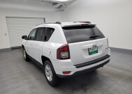 2017 Jeep Compass in Maple Heights, OH 44137 - 2314351 5