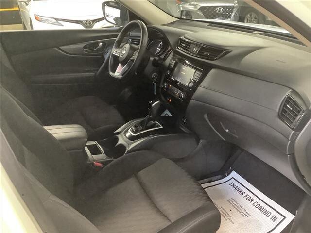 2018 Nissan Rogue in Chicago, IL 60659 - 2314479 22