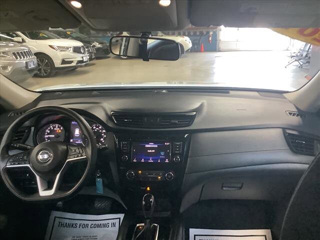 2018 Nissan Rogue in Chicago, IL 60659 - 2314479 20