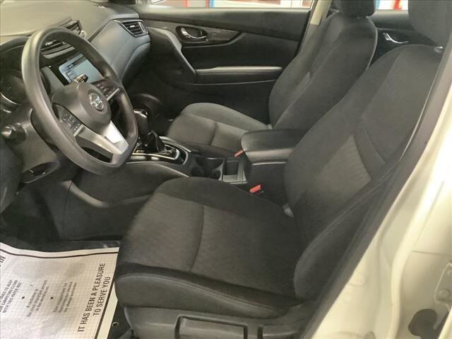 2018 Nissan Rogue in Chicago, IL 60659 - 2314479 10