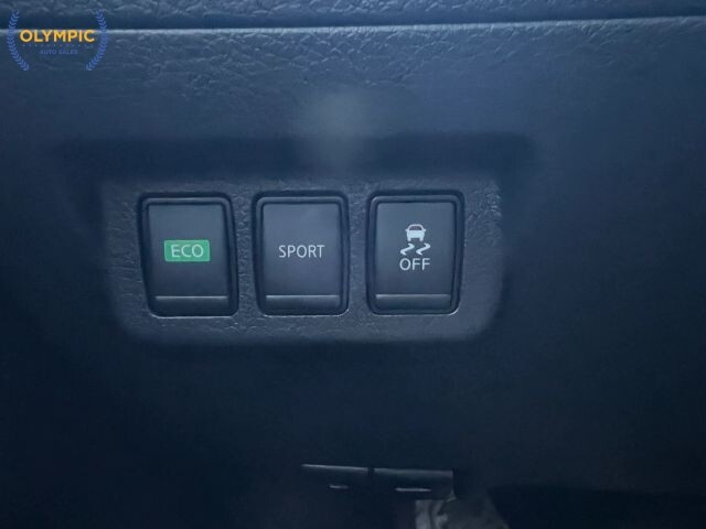 2017 Nissan Sentra in Decatur, GA 30032 - 2314493 35