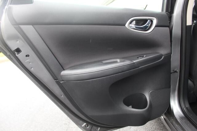 2017 Nissan Sentra in Decatur, GA 30032 - 2314493 116