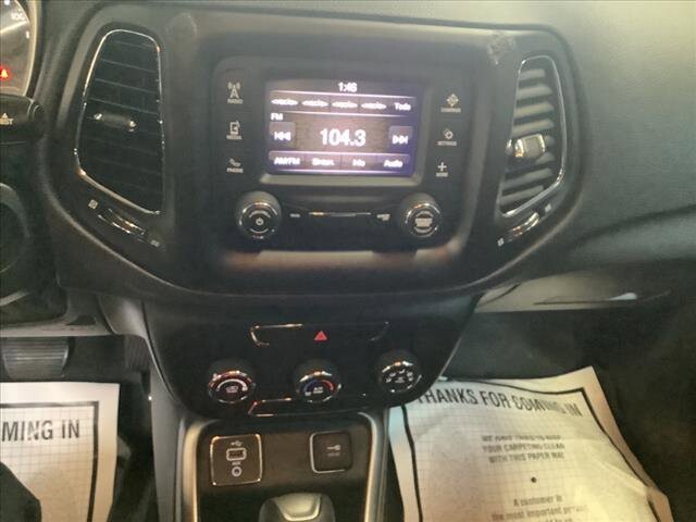 2018 Jeep Compass in Chicago, IL 60659 - 2315009 17