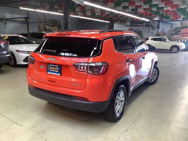 2018 Jeep Compass in Chicago, IL 60659 - 2315009 6