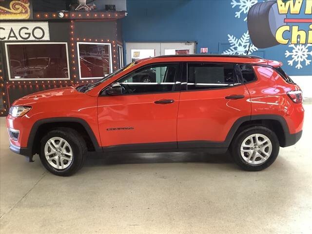 2018 Jeep Compass in Chicago, IL 60659 - 2315009 3
