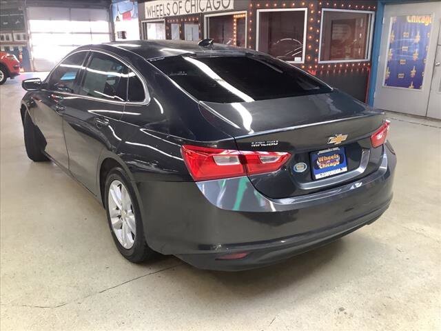 2016 Chevrolet Malibu in Chicago, IL 60659 - 2315010 3