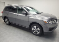 2020 Nissan Pathfinder in Indianapolis, IN 46222 - 2315511 11