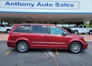 2014 Chrysler Town & Country in Thomson, GA 30824 - 2315655 1