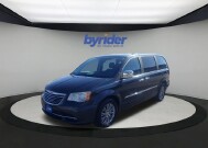 2014 Chrysler Town & Country in Green Bay, WI 54304 - 2315707 4