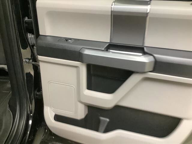 2016 Ford F150 in Chicago, IL 60659 - 2316279 18