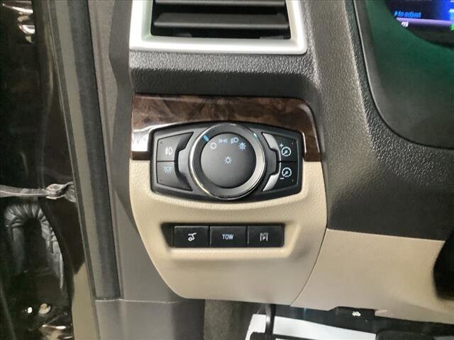 2013 Ford Explorer in Chicago, IL 60659 - 2316280 11