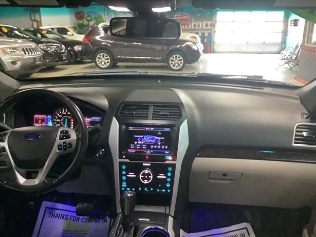 2013 Ford Explorer in Chicago, IL 60659 - 2316280 22
