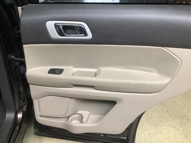 2013 Ford Explorer in Chicago, IL 60659 - 2316280 21