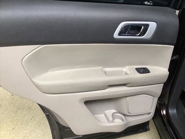 2013 Ford Explorer in Chicago, IL 60659 - 2316280 17