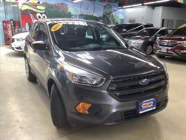 2017 Ford Escape in Chicago, IL 60659 - 2316354 7
