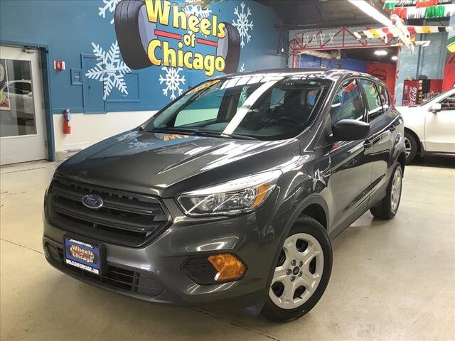 2017 Ford Escape in Chicago, IL 60659 - 2316354