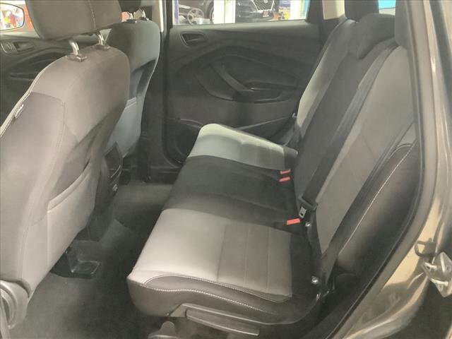2017 Ford Escape in Chicago, IL 60659 - 2316354 17
