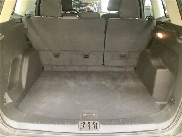 2017 Ford Escape in Chicago, IL 60659 - 2316354 18