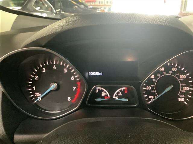 2017 Ford Escape in Chicago, IL 60659 - 2316354 14