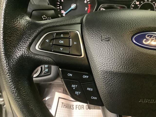 2017 Ford Escape in Chicago, IL 60659 - 2316354 12