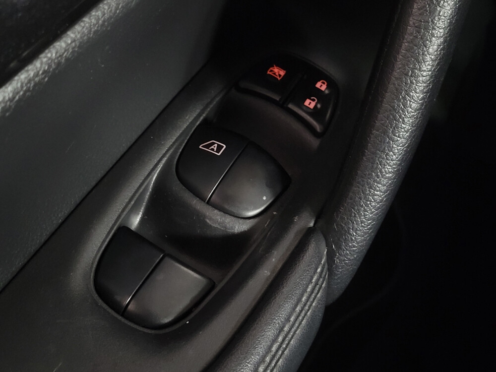 2017 Nissan Rogue in Athens, GA 30606 - 2316424 60