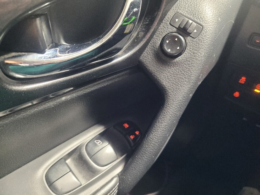 2017 Nissan Rogue in Athens, GA 30606 - 2316424 27