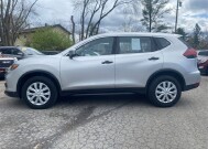 2017 Nissan Rogue in Mechanicville, NY 12118 - 2316923 3