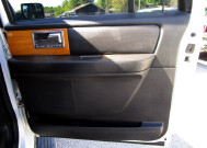 2012 Lincoln Navigator L in Tampa, FL 33604-6914 - 2317350 24