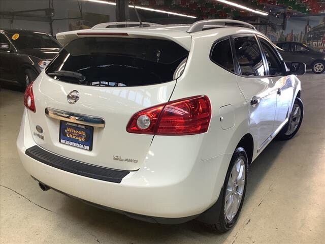 2013 Nissan Rogue in Chicago, IL 60659 - 2317685 5