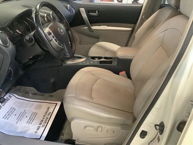 2013 Nissan Rogue in Chicago, IL 60659 - 2317685 9