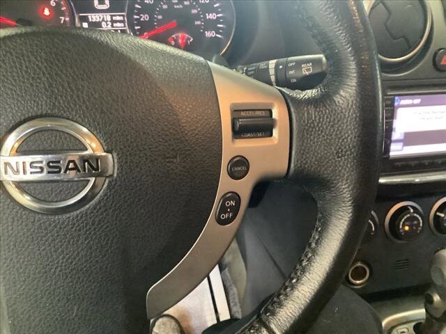 2013 Nissan Rogue in Chicago, IL 60659 - 2317685 12