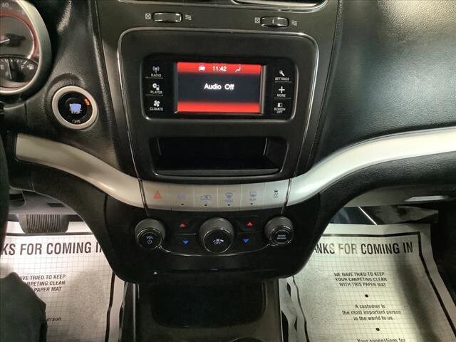 2019 Dodge Journey in Chicago, IL 60659 - 2318264 15