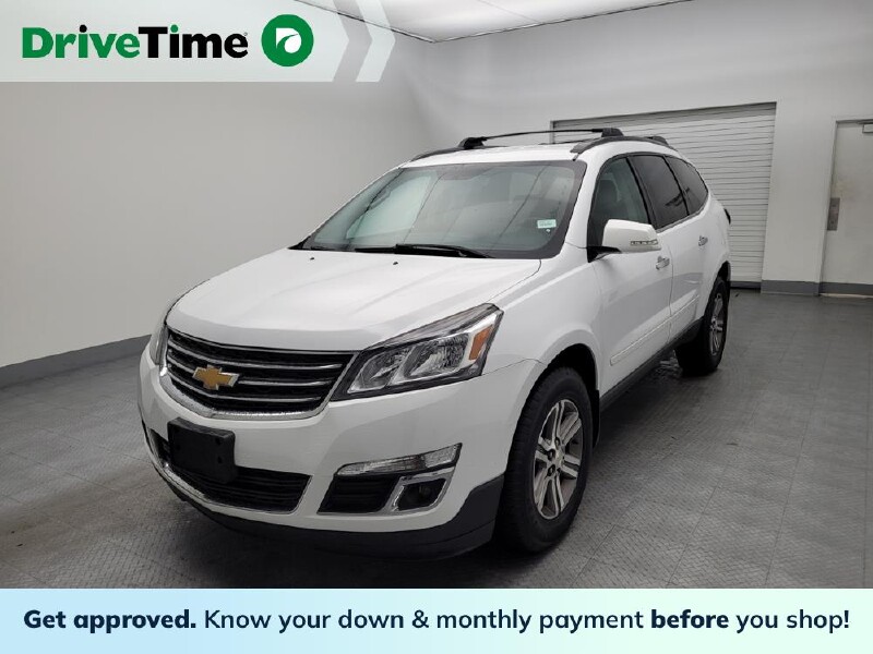 2017 Chevrolet Traverse in Maple Heights, OH 44137 - 2318784