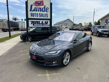 2016 Tesla Model S in Wadena, MN 56482