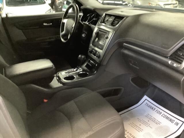 2014 GMC Acadia in Chicago, IL 60659 - 2320060 21