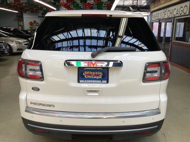 2014 GMC Acadia in Chicago, IL 60659 - 2320060 4