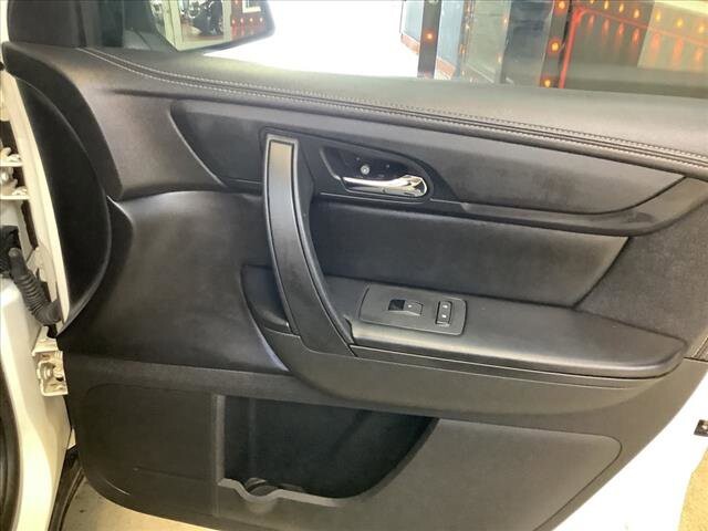 2014 GMC Acadia in Chicago, IL 60659 - 2320060 20