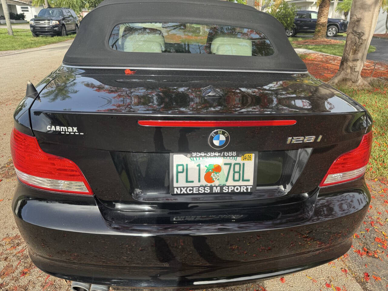2011 BMW 128i in Hollywood, FL 33023-1906 - 2320064 4