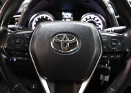 2018 Toyota Camry in Lombard, IL 60148 - 2320120 21