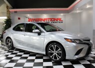 2018 Toyota Camry in Lombard, IL 60148 - 2320120 4