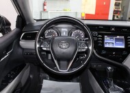2018 Toyota Camry in Lombard, IL 60148 - 2320120 20