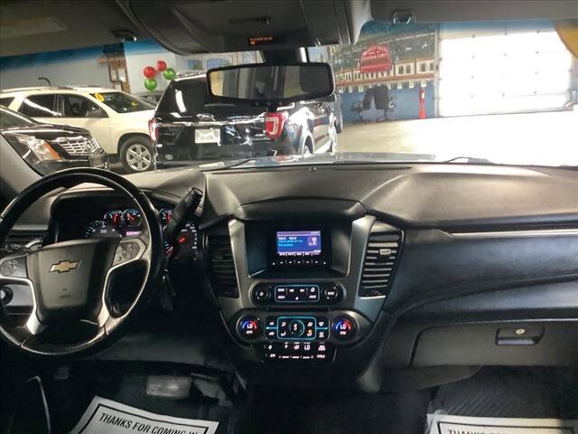2015 Chevrolet Tahoe in Chicago, IL 60659 - 2320603 21