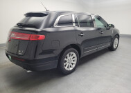 2017 Lincoln MKT in Des Moines, IA 50310 - 2320643 10