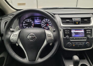 2017 Nissan Altima in Des Moines, IA 50310 - 2320674 22