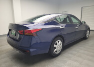 2019 Nissan Altima in Des Moines, IA 50310 - 2320675 10