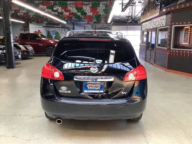 2013 Nissan Rogue in Chicago, IL 60659 - 2320685 4