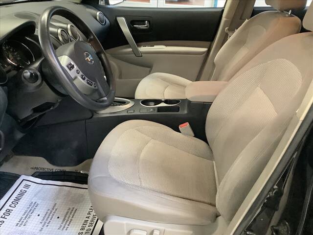 2013 Nissan Rogue in Chicago, IL 60659 - 2320685 10