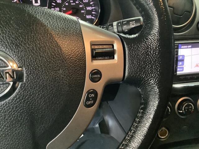 2012 Nissan Rogue in Chicago, IL 60659 - 2320964 13