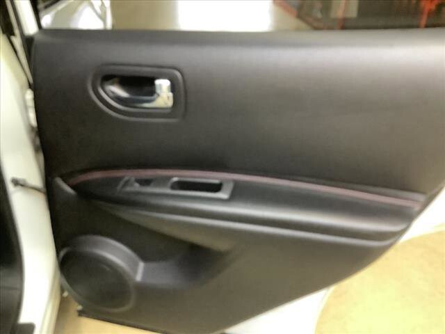 2012 Nissan Rogue in Chicago, IL 60659 - 2320964 19