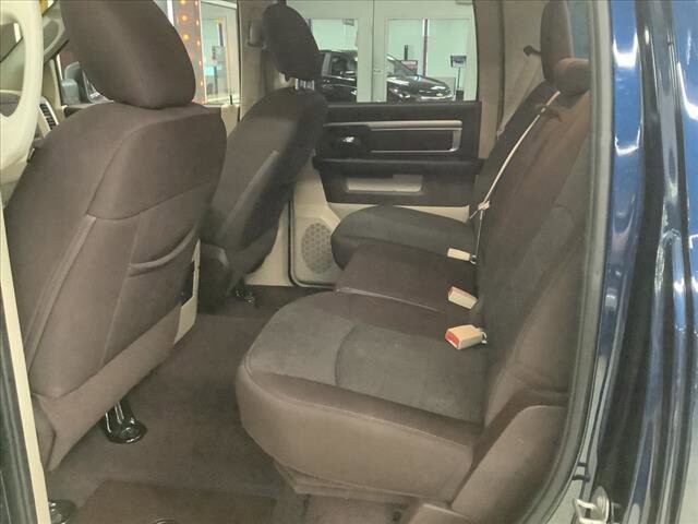 2019 RAM 1500 in Chicago, IL 60659 - 2320988 17